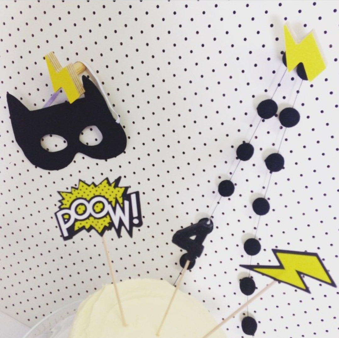 Lightning Bolt Wall Hook