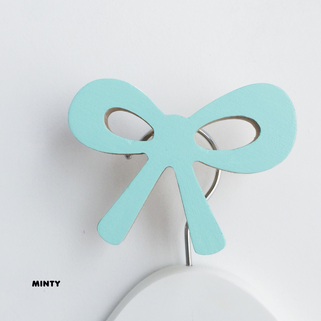 Ribbon Bow Wall Hook