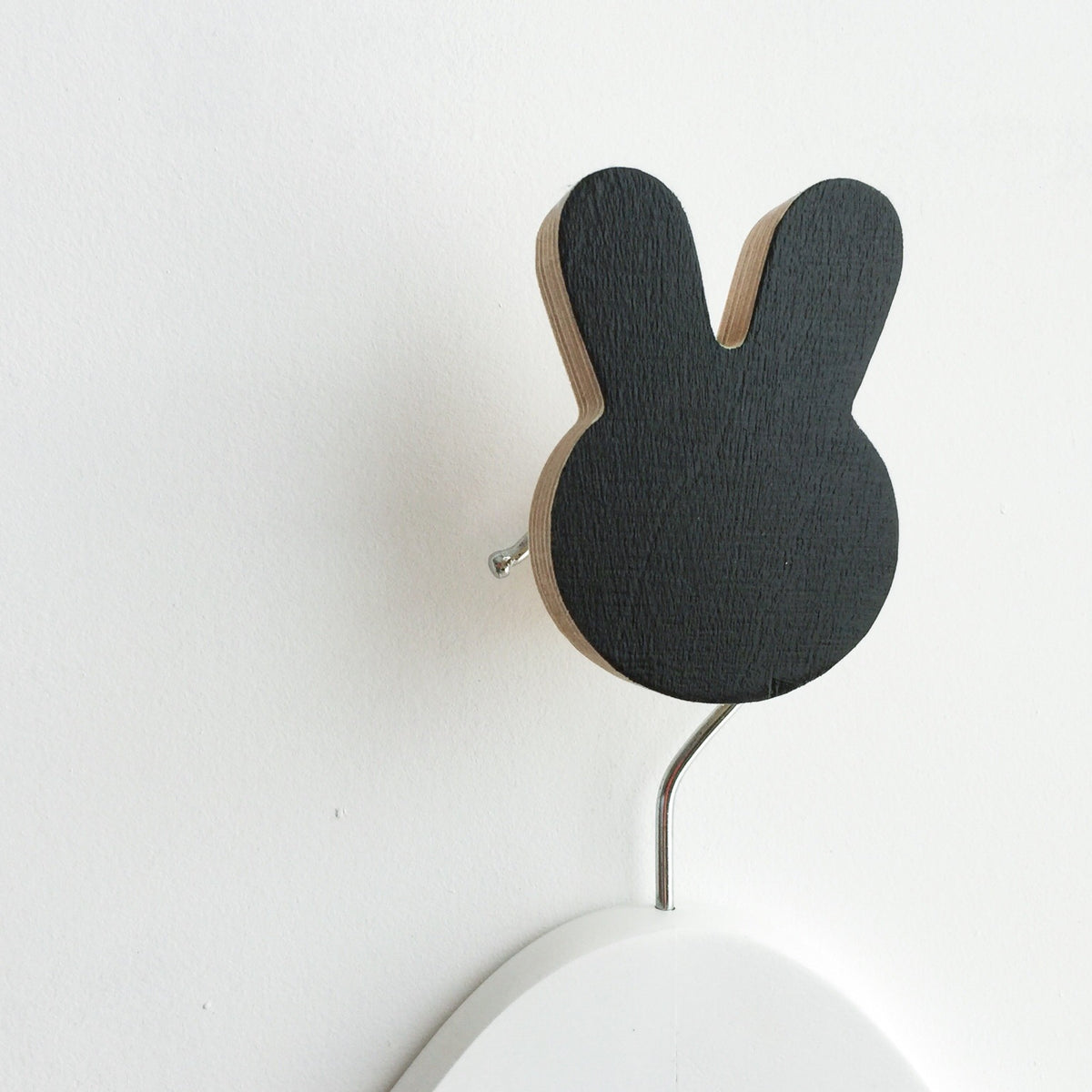 knobbly. bunny wall hook black