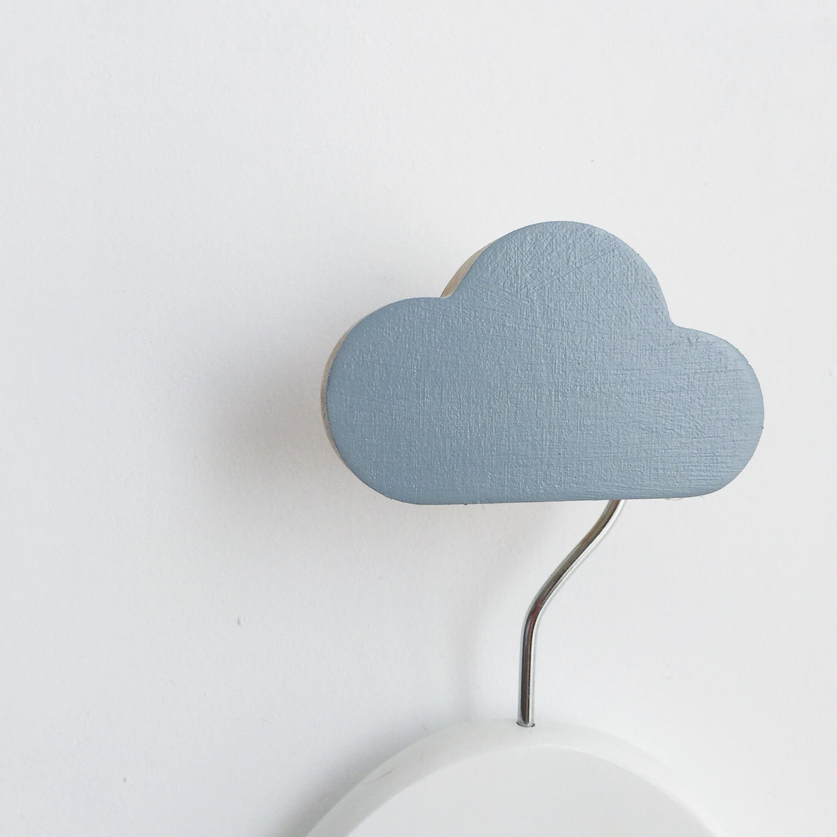 knobbly. cloud wall hook grey