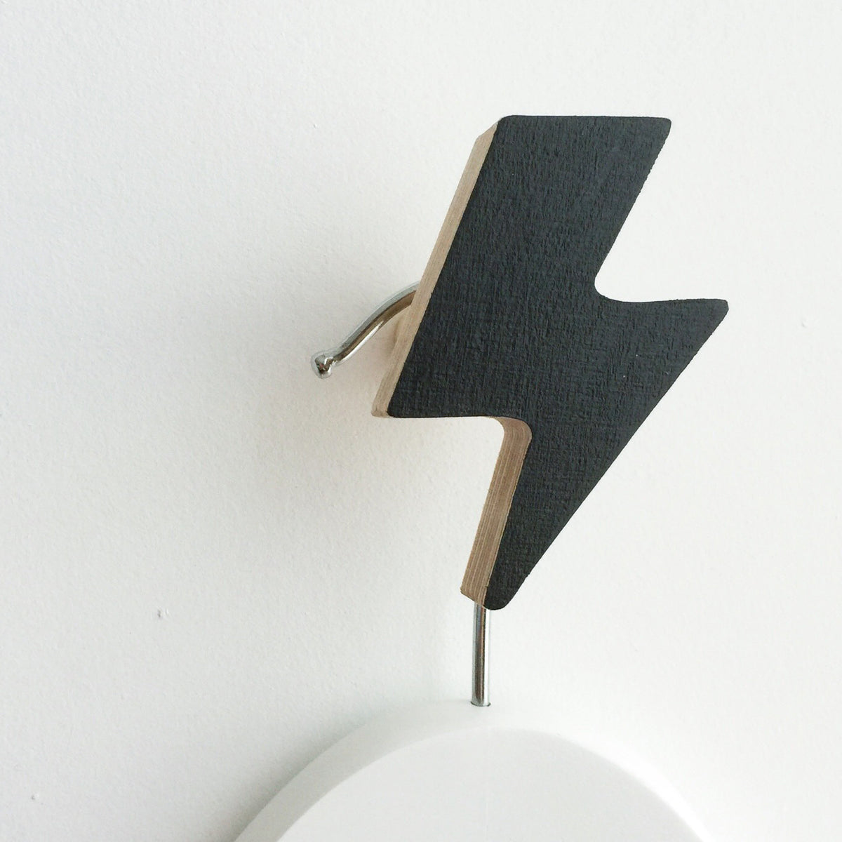 knobbly. lightning bolt wall hook black