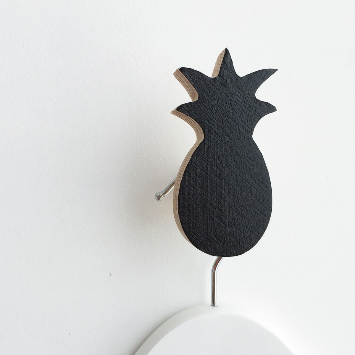 knobbly. pineapple wall hook black