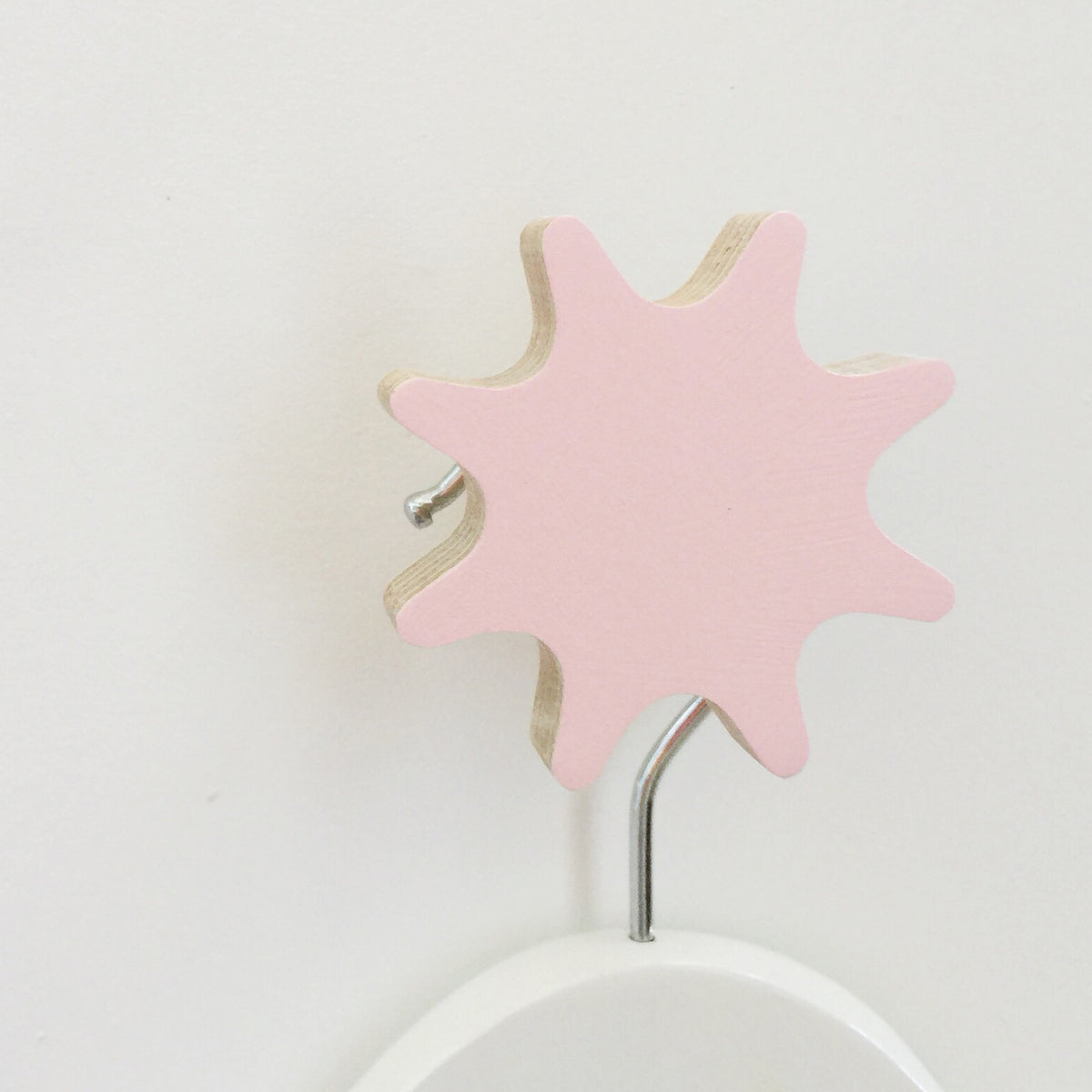 knobbly. sunburst wall hook ballerina pink